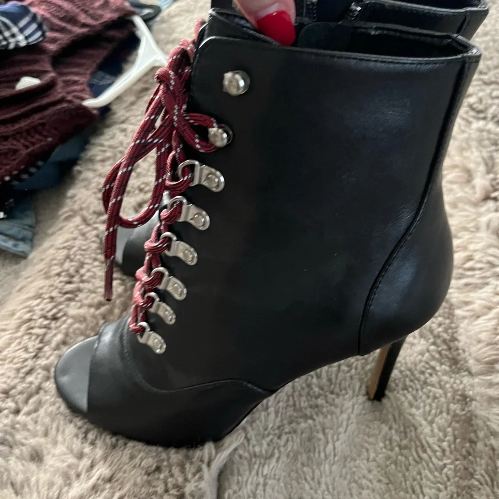 Charles David boots - Picture 2 of 3